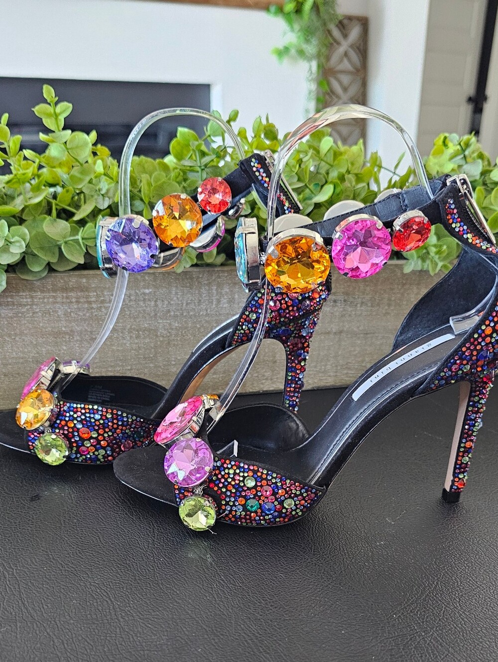 Gianni Bini Black Stiletto Heels Shoes w/Multicolor Gems Women's Sz 7.5 & 8M NEW - Picture 4 of 7